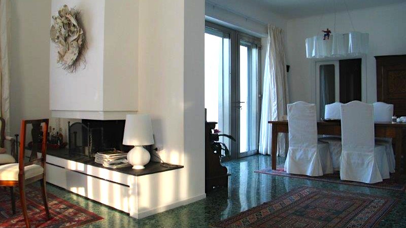 ROMA – VILLA “OSTIA LEVANTE”
