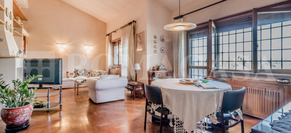 ROMA – ARDEATINA – Appartamenti in villa – PARCO DELL’APPIA ANTICA