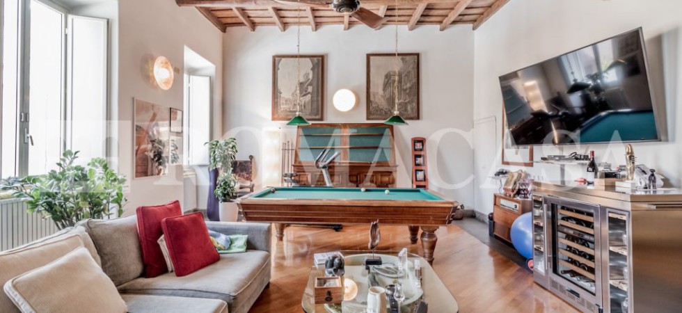 CAMPO DE’ FIORI – PRESTIGIOSO APPARTAMENTO